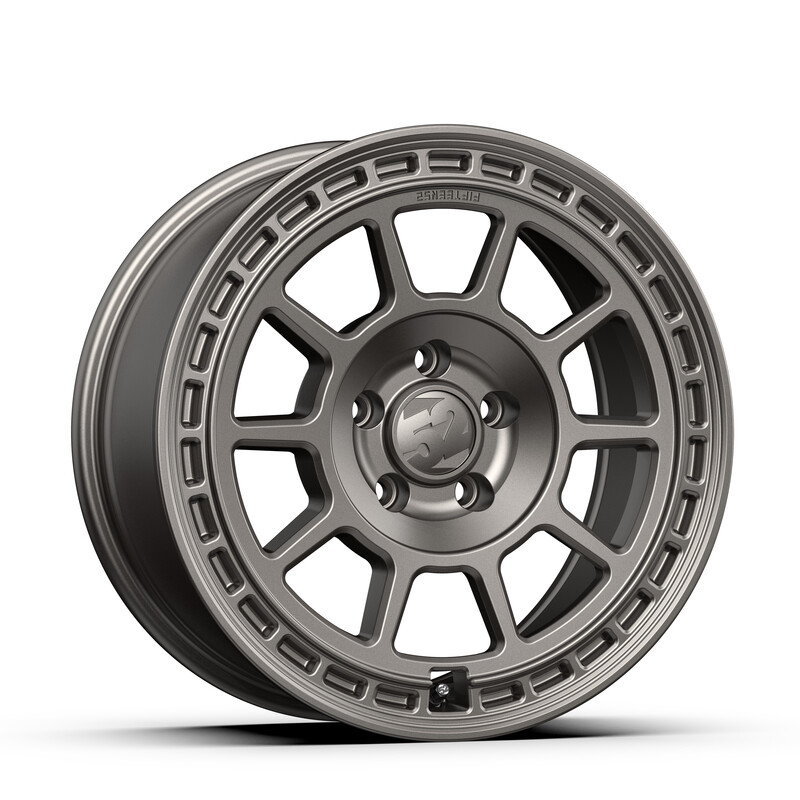 Fifteen52 Traverse MX 17x8" 5x112 ET20