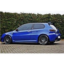 Maxton - RAJOUTS DES BAS DE CAISSE POUR ALFA ROMEO 147 GTA Noir Brillant