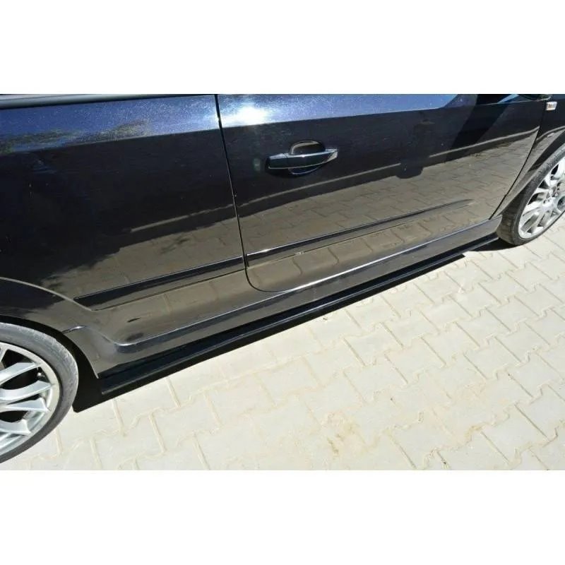 Maxton - RAJOUTS DES BAS DE CAISSE POUR OPEL ASTRA H (FOR OPC / VXR) Noir Brillant
