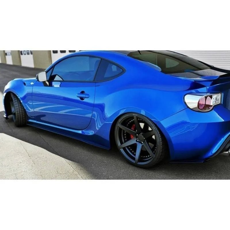 Maxton - RAJOUTS DES BAS DE CAISSE POUR TOYOTA GT86 Noir Brillant
