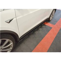 Maxton - SET DES DIFFUSEUR DES BAS DE CAISSE V.2 TESLA MODEL X Noir Brillant
