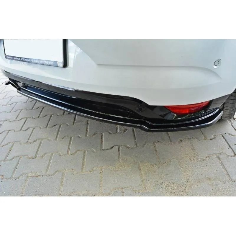 Maxton - LAME DU PARE CHOCS ARRIERE Renault Megane Mk4 Hatchback Noir Brillant