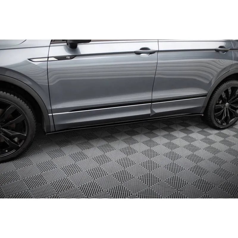 Maxton - Rajouts Des Bas De Caisse Volkswagen Tiguan Allspace Mk2 Noir Brillant