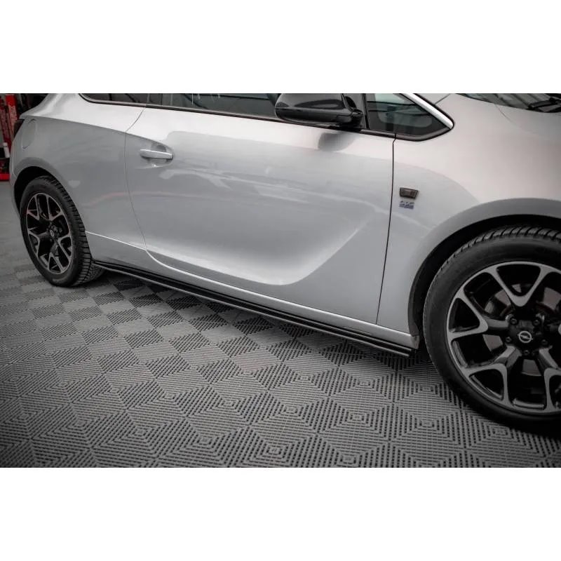 Maxton - Street Pro Rajouts Des Bas De Caisse Opel Astra GTC OPC-Line J Noir-Rouge
