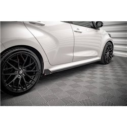 Maxton - Rajouts Des Bas De Caisse V.1 + Ailerons Toyota Yaris Mk4 Noir Brillant