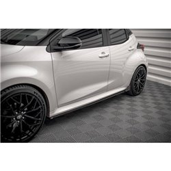 Maxton - Rajouts Des Bas De Caisse V.1 + Ailerons Toyota Yaris Mk4 Noir Brillant