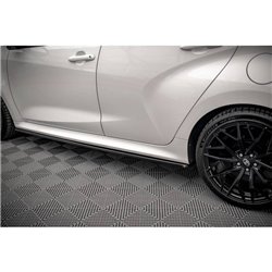 Maxton - Rajouts Des Bas De Caisse V.2 Toyota Yaris Mk4 Noir Brillant