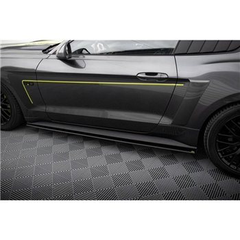 Maxton - Street Pro Rajouts Des Bas De Caisse Ford Mustang GT Mk6 Noir-Rouge