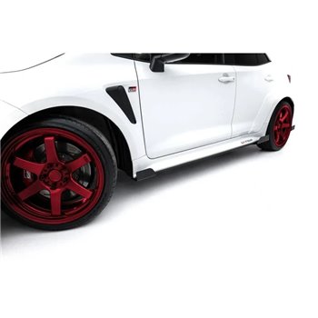 Maxton - Street Pro Rajouts Des Bas De Caisse Toyota GR Corolla Mk12 Noir-Rouge + Rabats Brillant