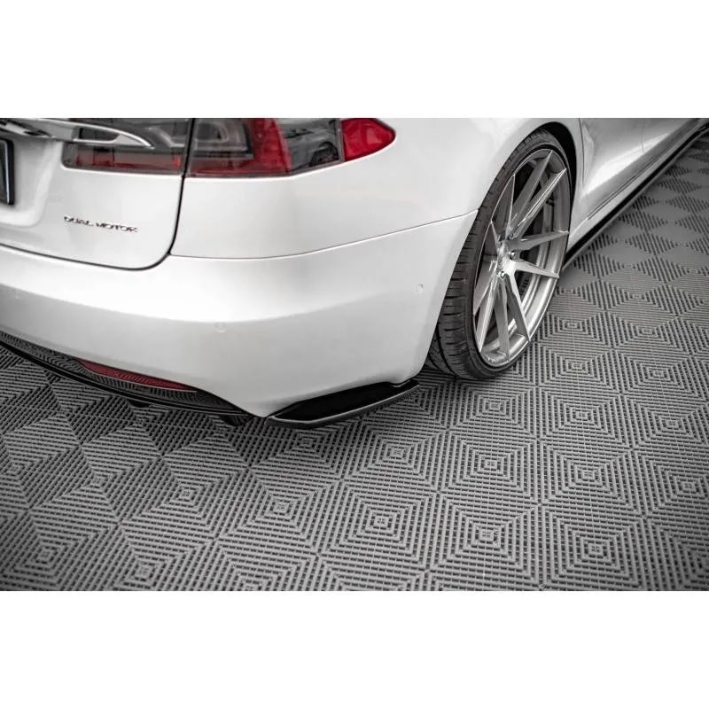 Maxton - LAME DU PARE CHOCS ARRIERE Tesla Model S Facelift Noir Brillant