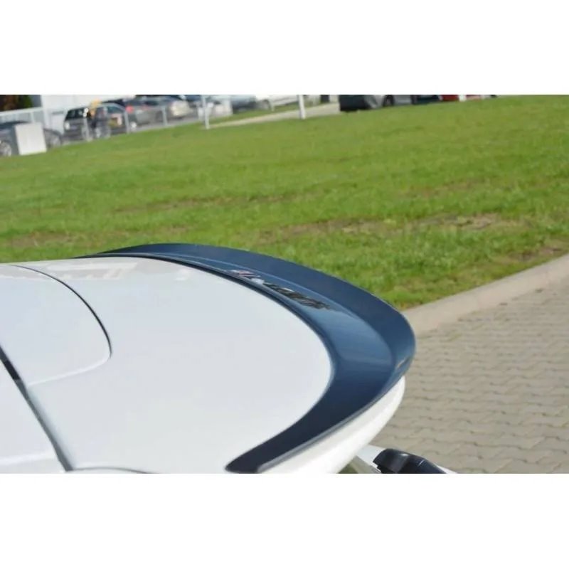 Maxton - SPOILER CAP Lexus CT Mk1 Facelift Noir Brillant