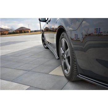 Maxton - LAME DU PARE-CHOCS ARRIERE HONDA ACCORD MK8. (CU-SERIES) AVANT FACELIFT SEDAN Noir Brillant