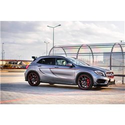 Maxton - Rajouts Des Bas De Caisse V.1 Mercedes-Benz GLA 45 AMG Noir Brillant