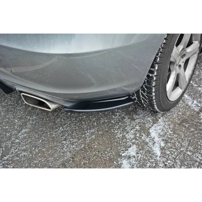 Maxton - LAME DU PARE-CHOCS ARRIERE V.1 MERCEDES-BENZ SLK R172 Noir Brillant