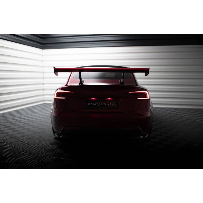 Maxton - Carbon Spoiler + LED Tesla Model 3