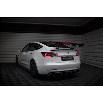Maxton - Carbon Spoiler + LED Tesla Model 3