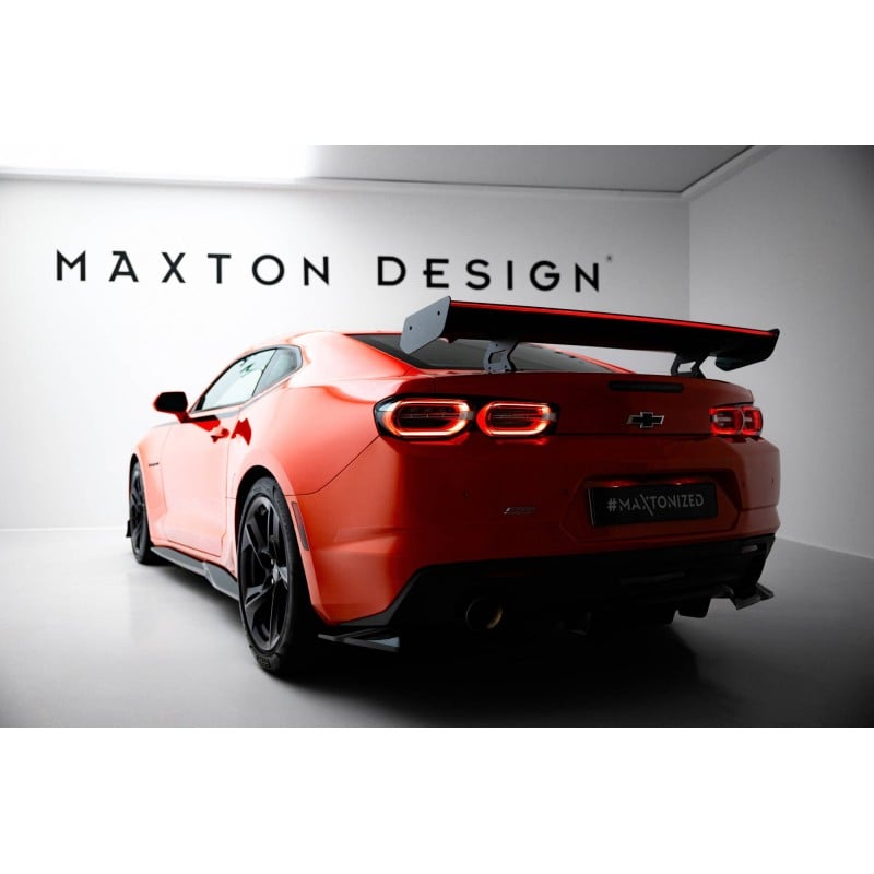 Maxton - Carbon Spoiler With Internal Brackets Uprights + LED Chevrolet Camaro SS Mk6 Facelift