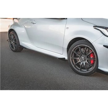 Maxton - Street Pro Rajouts Des Bas De Caisse Toyota GR Yaris Mk4 Noir + Rabats Brillant 