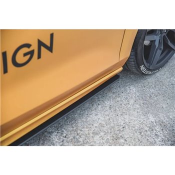 Maxton - Street Pro Rajouts Des Bas De Caisse Ford Focus ST / ST-Line Mk4 Noir-Rouge
