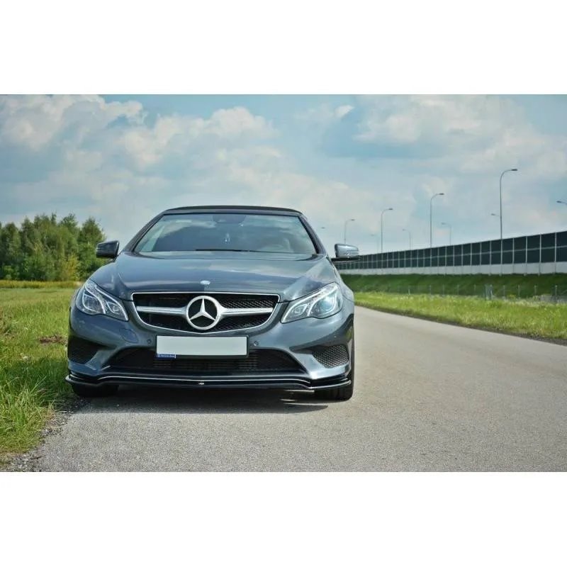 Maxton - LAME DU PARE-CHOCS AVANT V.1 Mercedes - Benz E Coupe / Cabrio C207 Facelift / A207 Facelit Noir Brillant