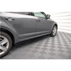Maxton - Rajouts Des Bas De Caisse Skoda Octavia Mk3 Facelift Noir Brillant