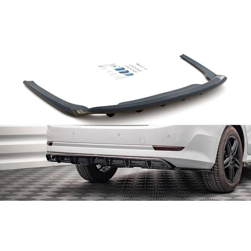 Maxton - Arriere Splitter (avec une barre verticale) Skoda Octavia Mk4 Noir Brillant