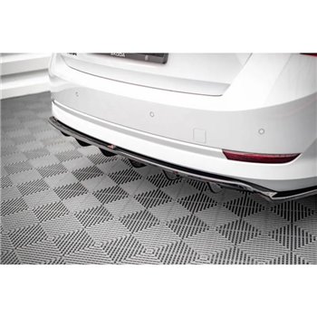 Maxton - Arriere Lame (avec une barre verticale) Skoda Octavia Mk4 Noir Brillant
