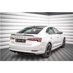 Maxton - Le prolongement de la lunette arrière Skoda Octavia Liftback Mk4 Noir Brillant