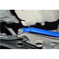Barre de renfort inférieure avant Suzuki Swift